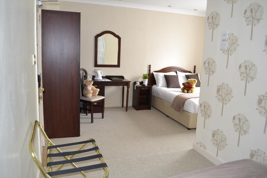 Twin Trees Hotel & Leisure Club Ballina  Room photo